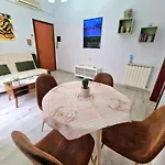 Mamaca My Sicilian 贾迪尼-纳克索斯